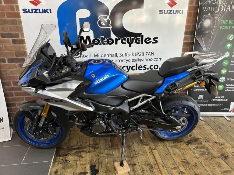 Suzuki GSX-S1000GX+ , Triton Blue with Panniers