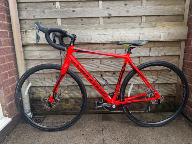Cannondale Synapse Tiagra 54cm Frame 700c Wheels Red/Black Great Condition 