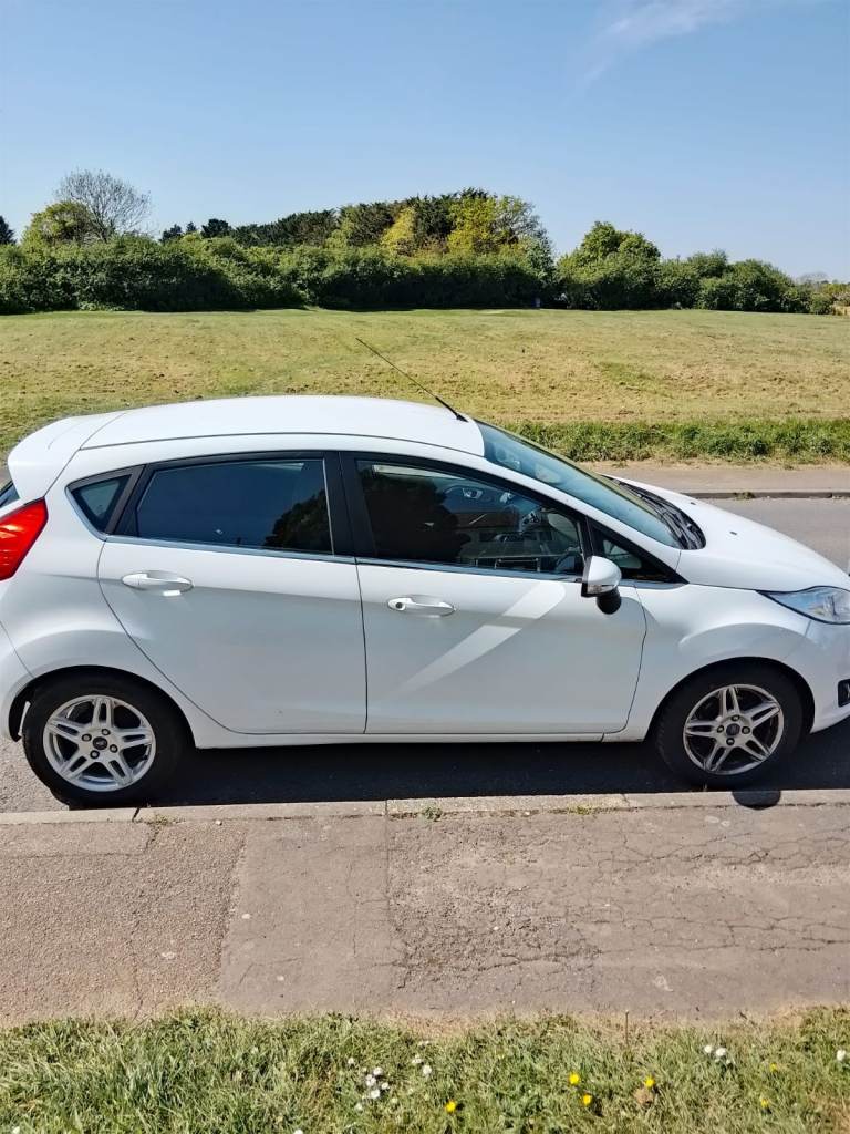 Ford, FIESTA, Hatchback, 2013, Manual, 998 (cc), 5 doors