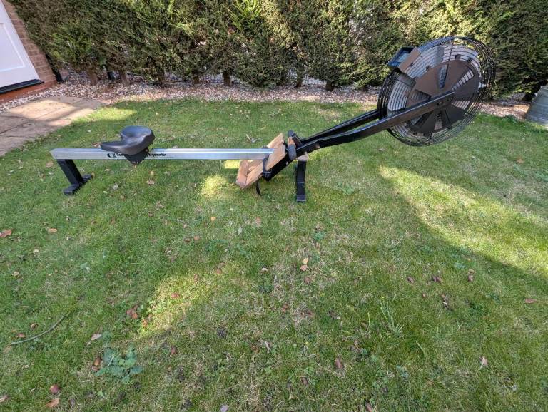 Concept 2 Rowing Machine model B with working PM1 display