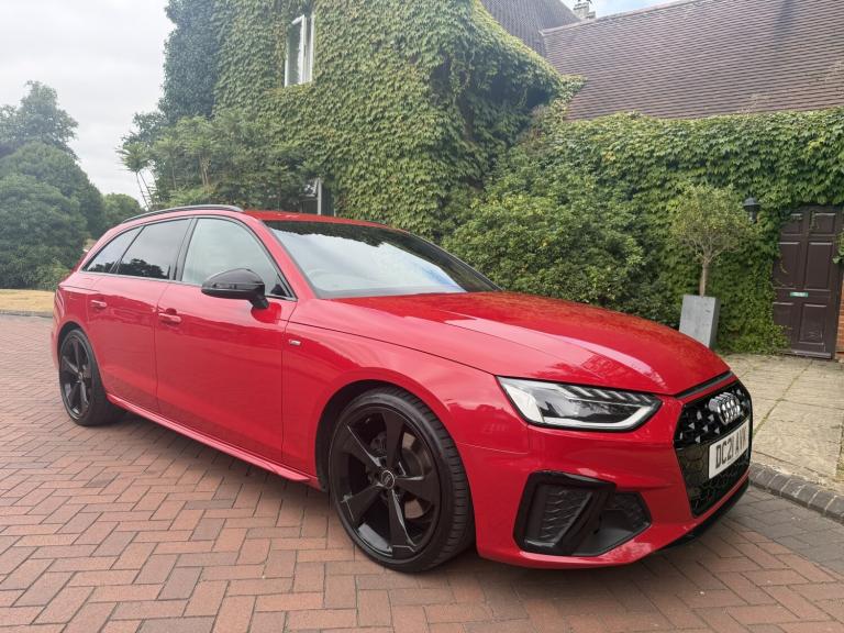 AUDI A4 AVANT 2.0 TDI 35 Black Edition 2021
