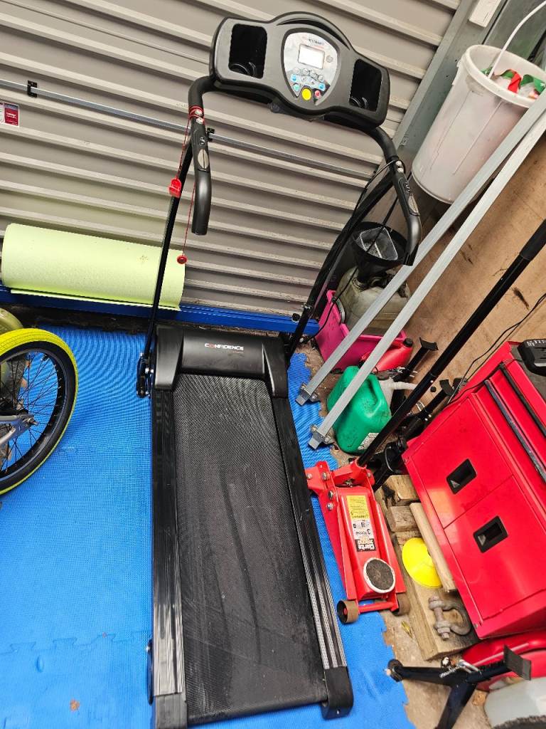 Confidence Fitness Treadmill – Good Condition, Fully Working