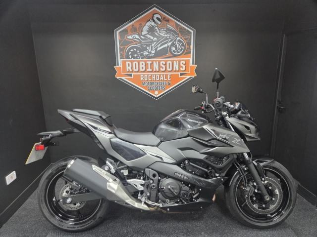 2025 25 Kawasaki Z7 Z7 Hybrid with 1004 miles. | in Rochdale