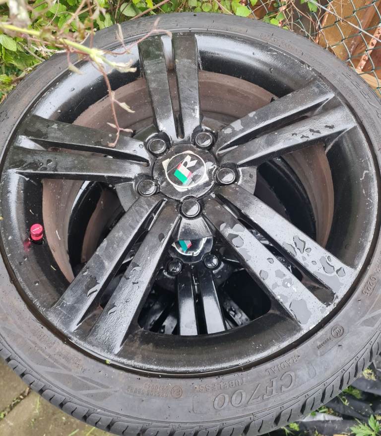 4x 18 inch black alloy wheels/6 speed manual gearbox (audi, vw, seat, skoda fitments)
