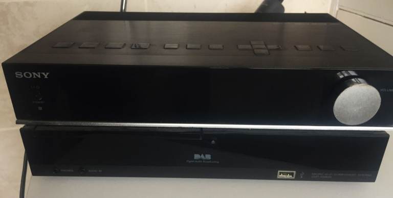 Sony Compact Disc Receiver HCD-HX80R