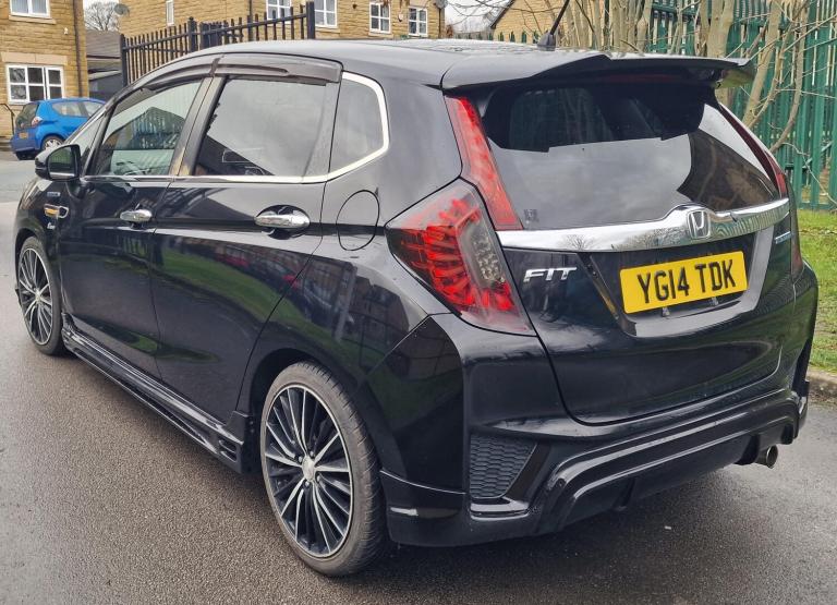 2014 Honda Jazz Hybrid Sport  Hatchback  Hybrid Electric Automatic