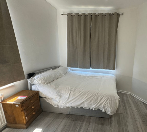 LONDON DSS UC LCW PIP BENEFITS DOUBLE ROOM AVAILABLE