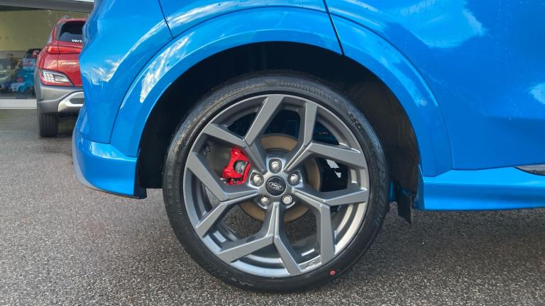 2025 Ford Puma 1.0 EcoBoost Hybrid mHEV ST 5dr DCT Petrol Hatchback Hatchback Petrol Automatic