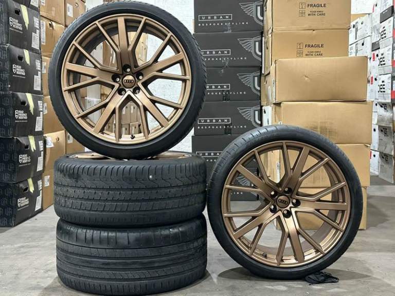 21" GENUINE AUDI RS6 ALLOY WHEELS & TYRES 4G0601025