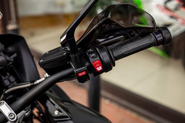 BMW R 1250 GS TRIPLE ! LUGGAGE ! STUNNING