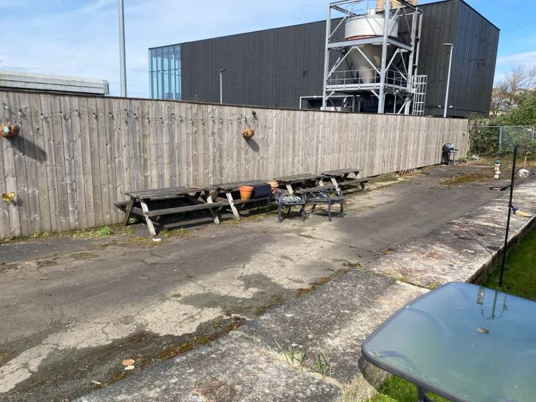 WANTED any unwanted fake grass astroturf for a wee community garden 