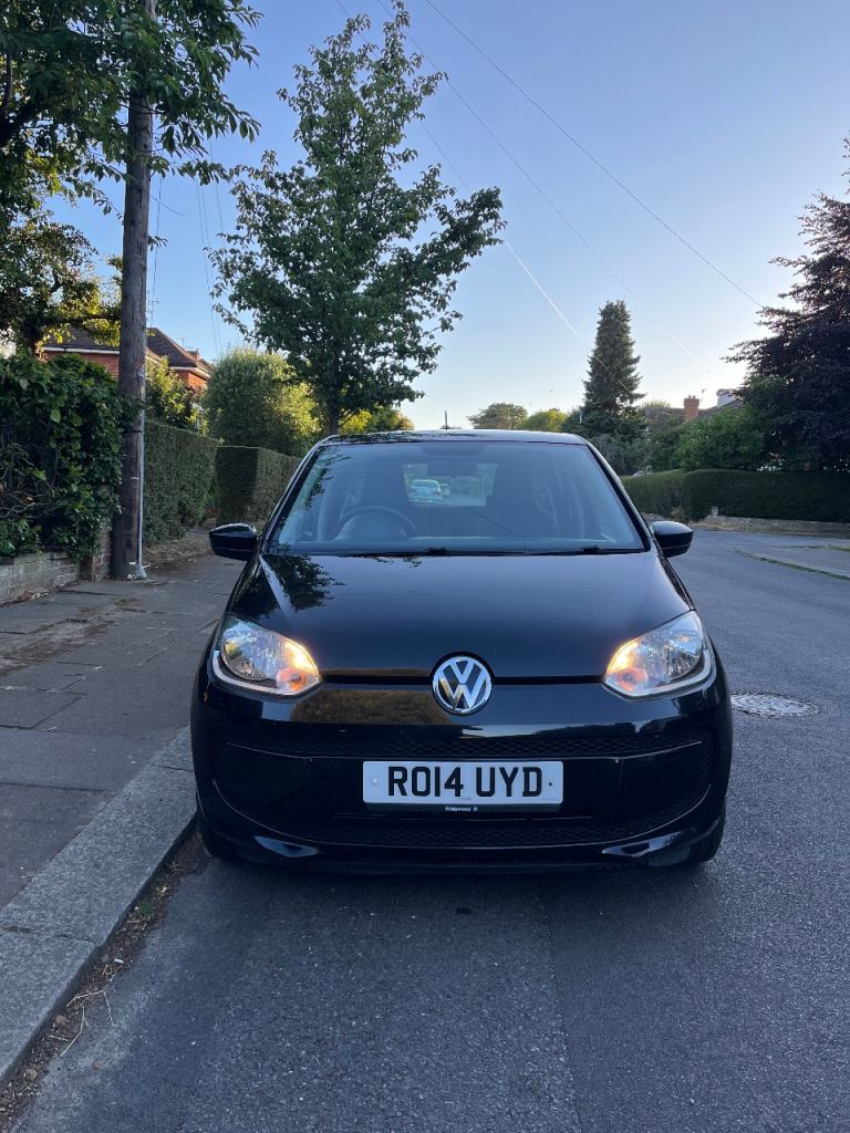 Volkswagen, UP, Hatchback, 2014, Manual, 999 (cc), 5 doors