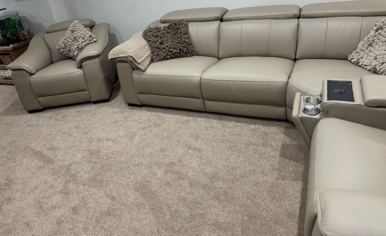 Large Corner Sofa and Armchair – Leather Good Condition