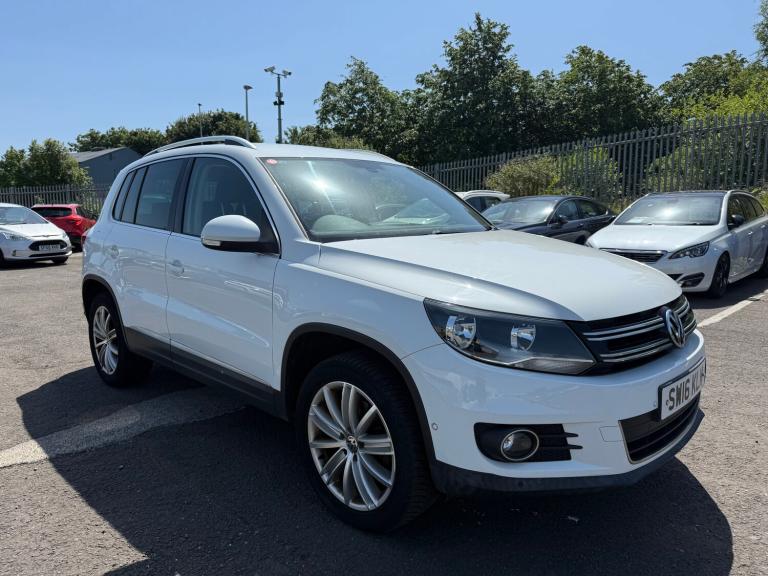 2016 Volkswagen Tiguan 2.0 TDI BlueMotion Tech Match Edition SUV 5dr Diesel Manual 4WD Euro 6 (s/...
