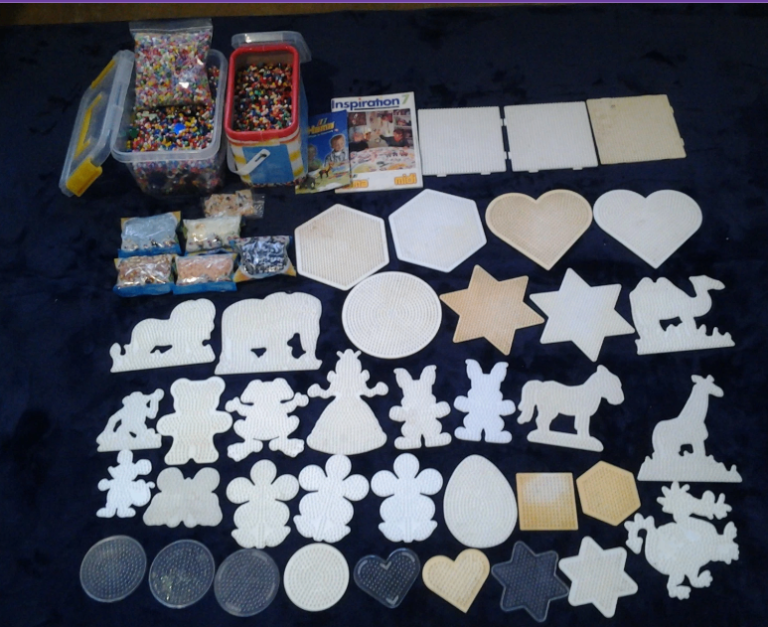 fun kids craft activity large bundle Hama fusion beads & 39 pegboards + booklets