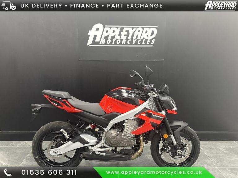 Aprilia Tuono 457