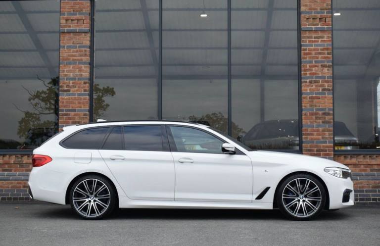 2018 Y BMW 5 SERIES 3.0 530D M SPORT TOURING 5DR DIESEL AUTO EURO 6 (S/S) (265 P