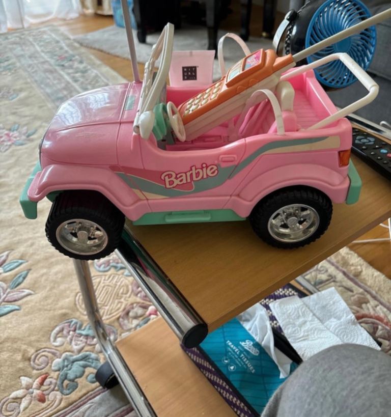 Barbie 90’s toy jeep