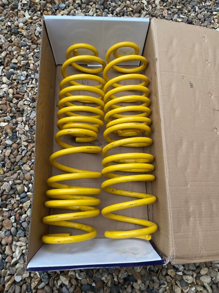 Renault Trafic / Vivaro / Primastar - A Max Sports Lowering Springs