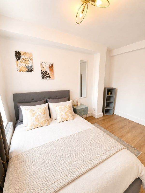 DOUBLE ROOMS DSS NO DEPOSIT- Manchester