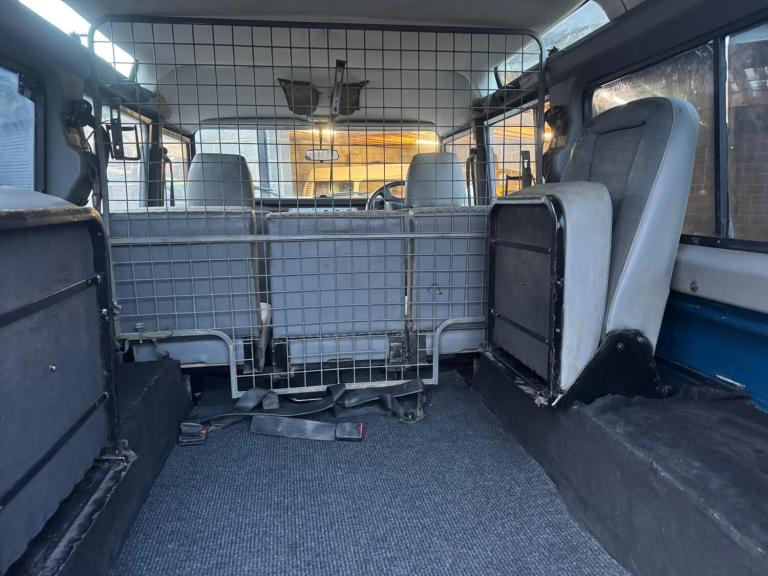 2000 Land Rover Defender Hard Top Td5 PANEL VAN DIESEL Manual