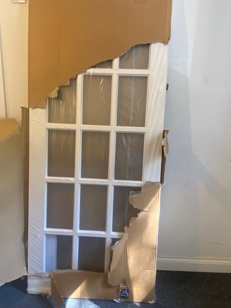 Glazed internal door 