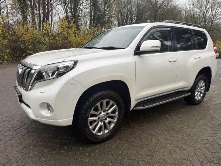 TOYOTA LAND CRUISER 2.8 D Icon 2016