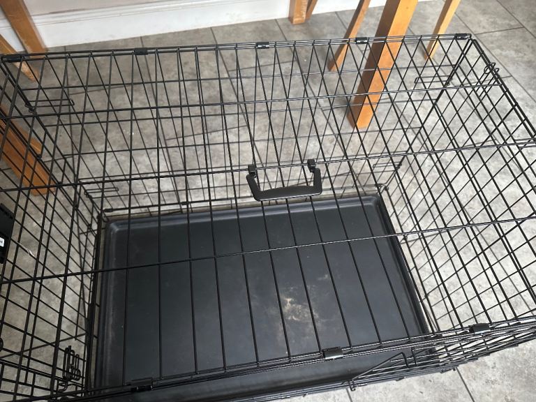 Dog crate