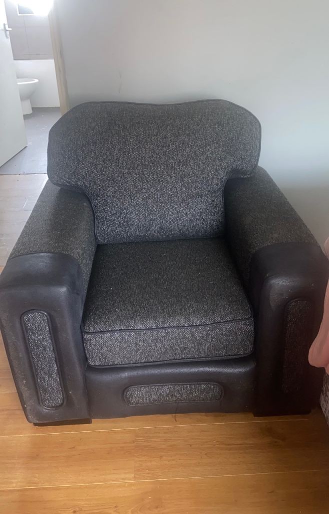 Comfortable Grey Armchair – Good Condition