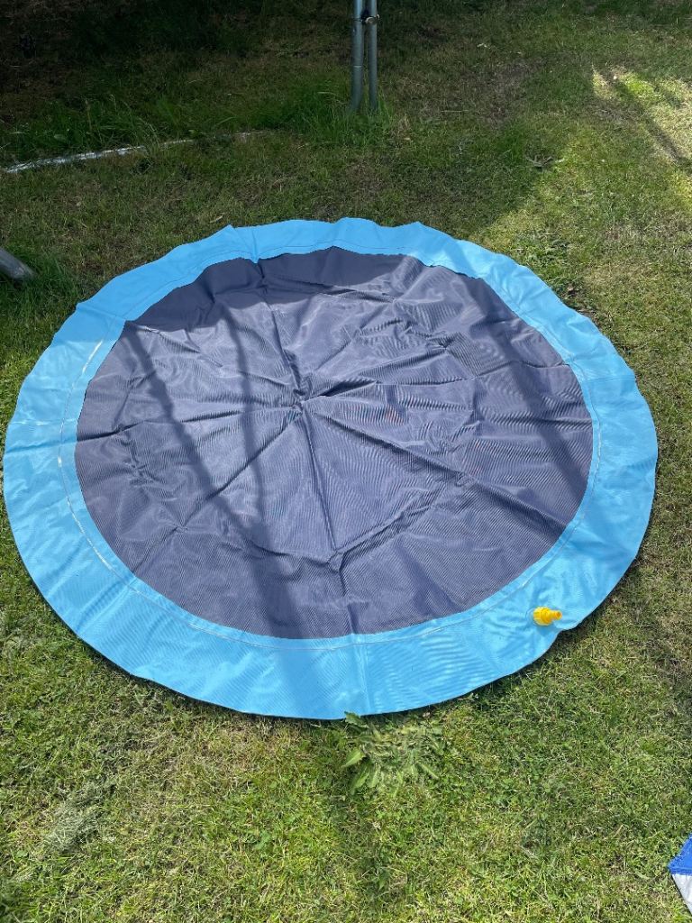 Dog cooling mat