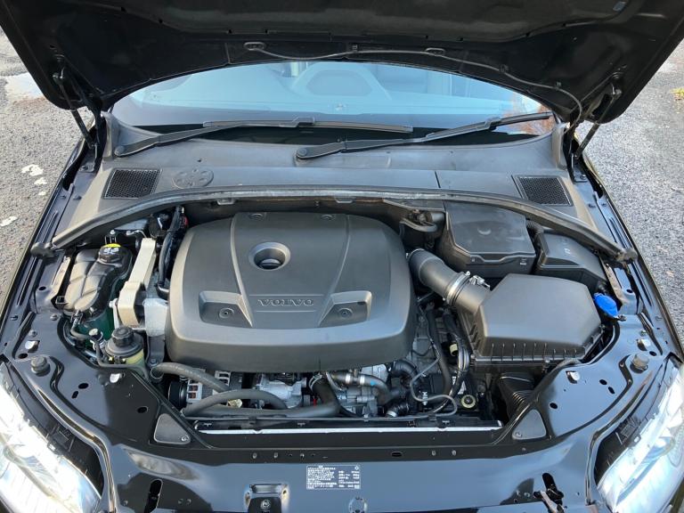 2016 VOLVO V70 2.0 T5 SE LUX Inscription 245bhp Automatic Estate