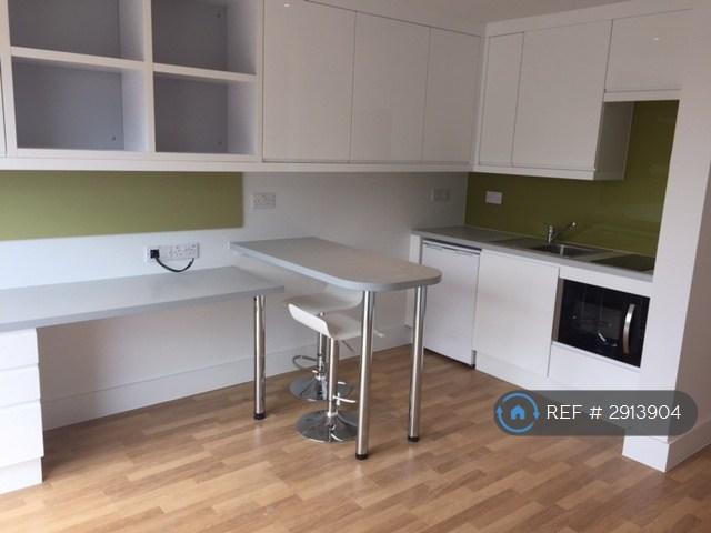 Studio flat in Mallory House, Cambridge, CB1 (#2913904)