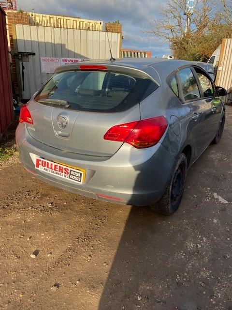 2011 Vauxhall Astra 1.4i 16V Exclusiv [87] 5dr DAMAGED REPAIRABLE SALVAGE HATCHBACK Petrol Manual