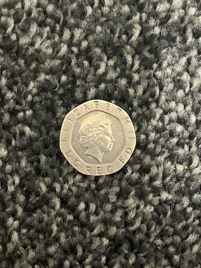2008 dateless 20p coin