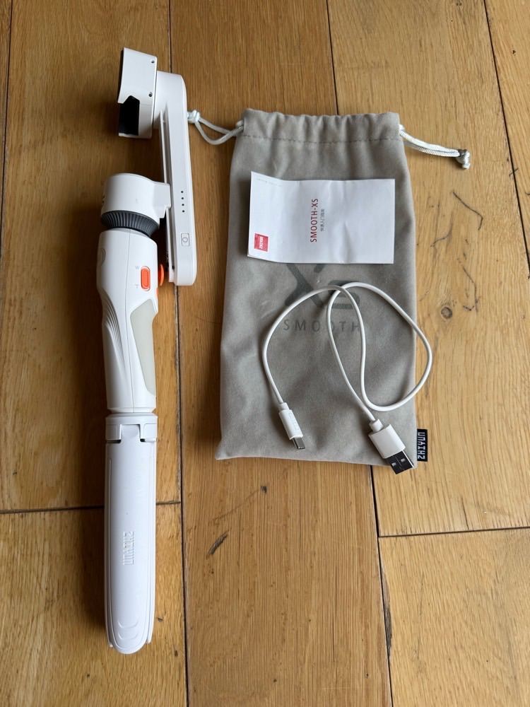 Zhiyun Smooth XS Gimbal Stabiliser for Smartphone – As Good As New