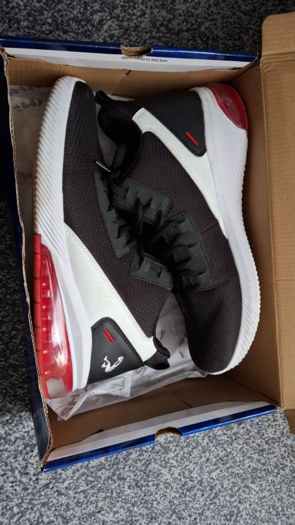 Shaq analog ahoes