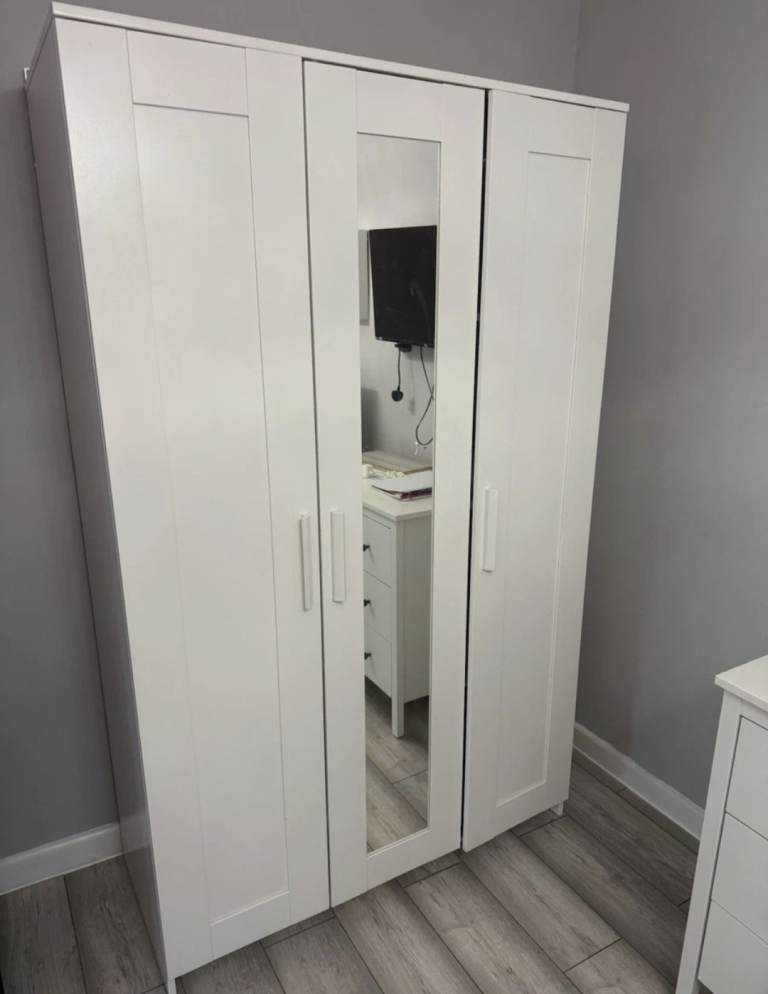 Ikea Brimnes wardrobe with DELIVERY 