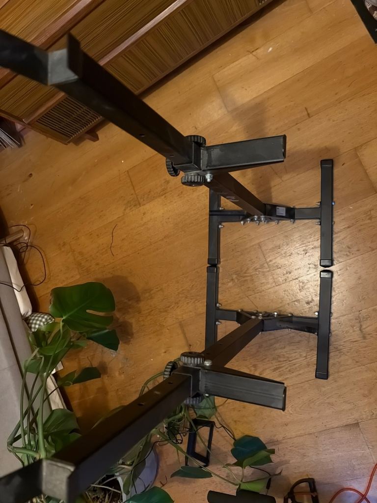 Free standing squat rack