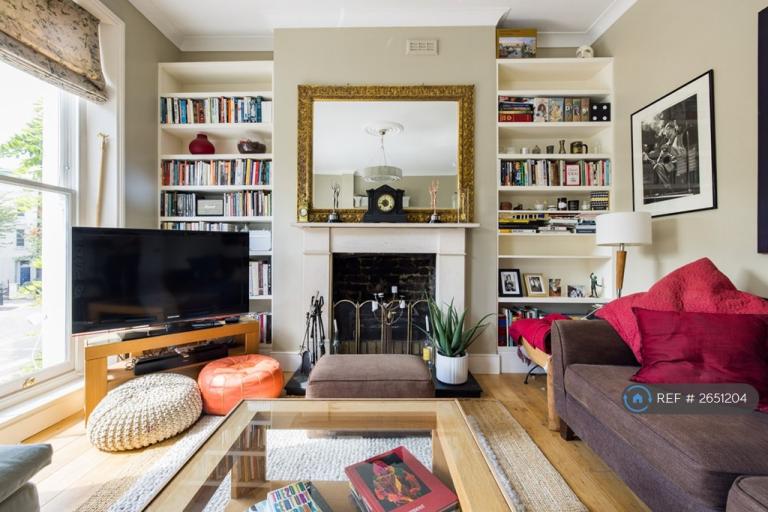 3 bedroom flat in Malden Road, London, NW5 (3 bed) (#2651204)