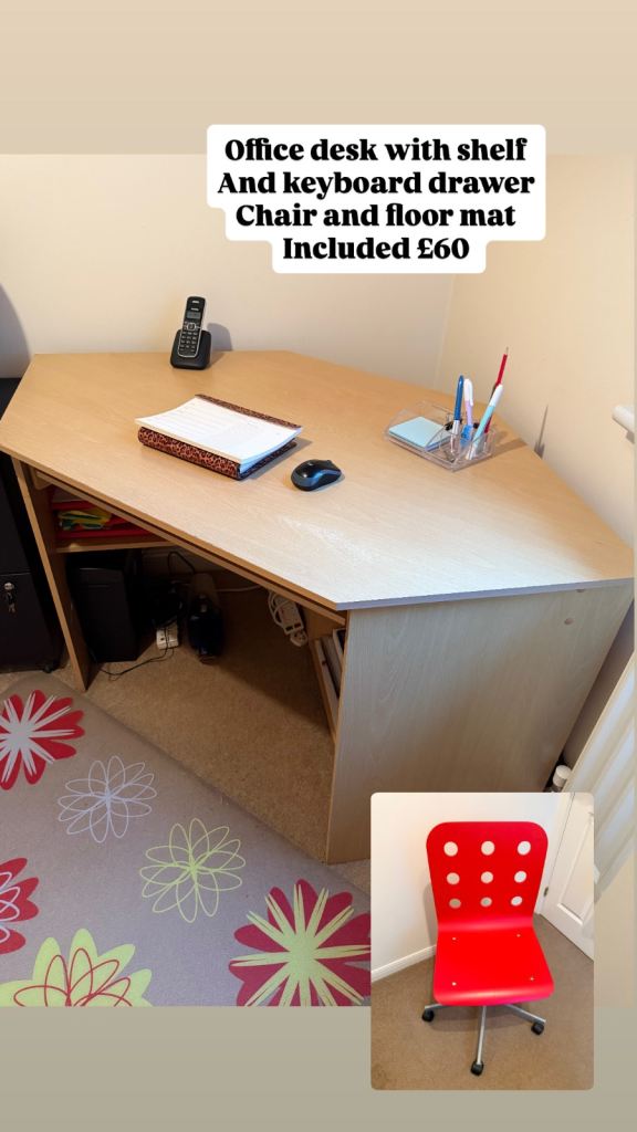 Corner desk with chair 
