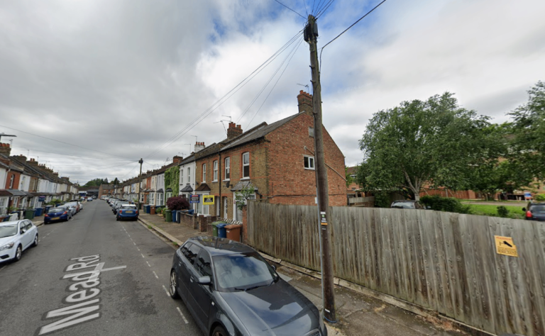 BENEFITS ACCEPTED - Studio Flat Available in Edgware Harrow HA8