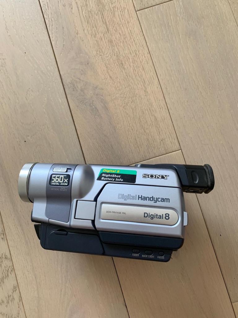 Sony Digital 8 Handycam Camcorder – Silver/Black, Good Condition