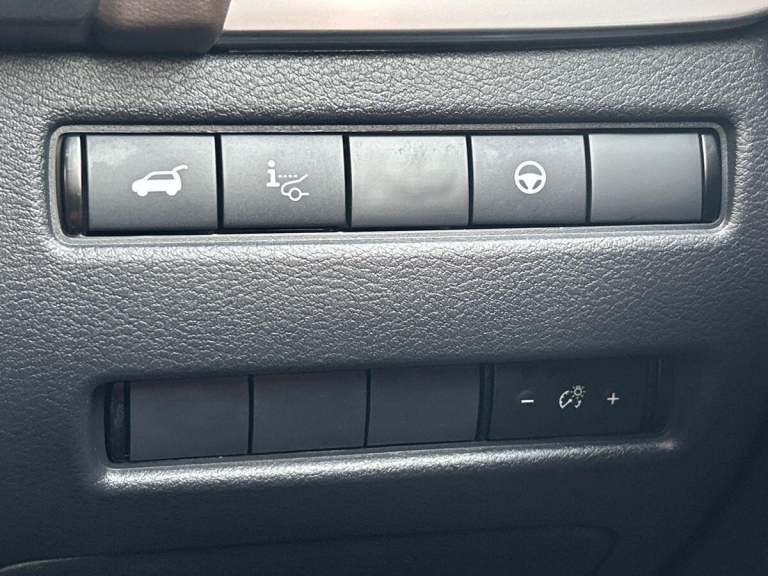 2024 Nissan Qashqai 1.5 h e-POWER Tekna SUV 5dr Petrol Hybrid Auto Euro 6 (s/s) (190 ps) SUV PETR...