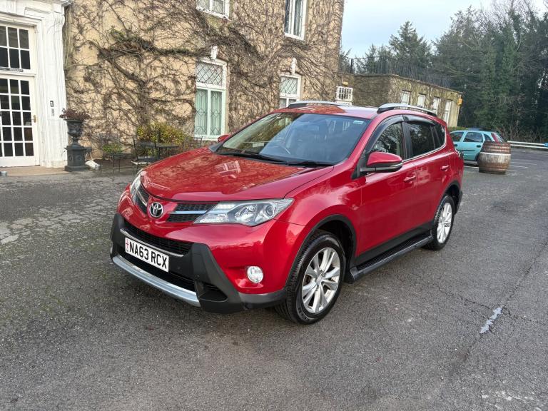 2013 Toyota RAV4 2.2 D-4D Invincible SUV 5dr Diesel Manual 4WD Euro 5 (150 ps)