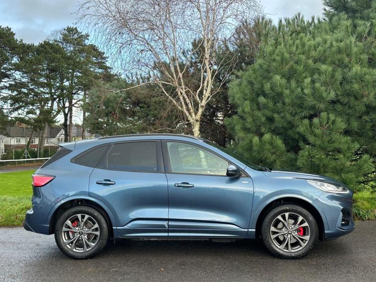 2022 Ford Kuga 2.5 EcoBoost Duratec 14.4kWh ST-Line CVT Euro 6 (s/s) 5dr HATCHBACK Petrol/Electri...