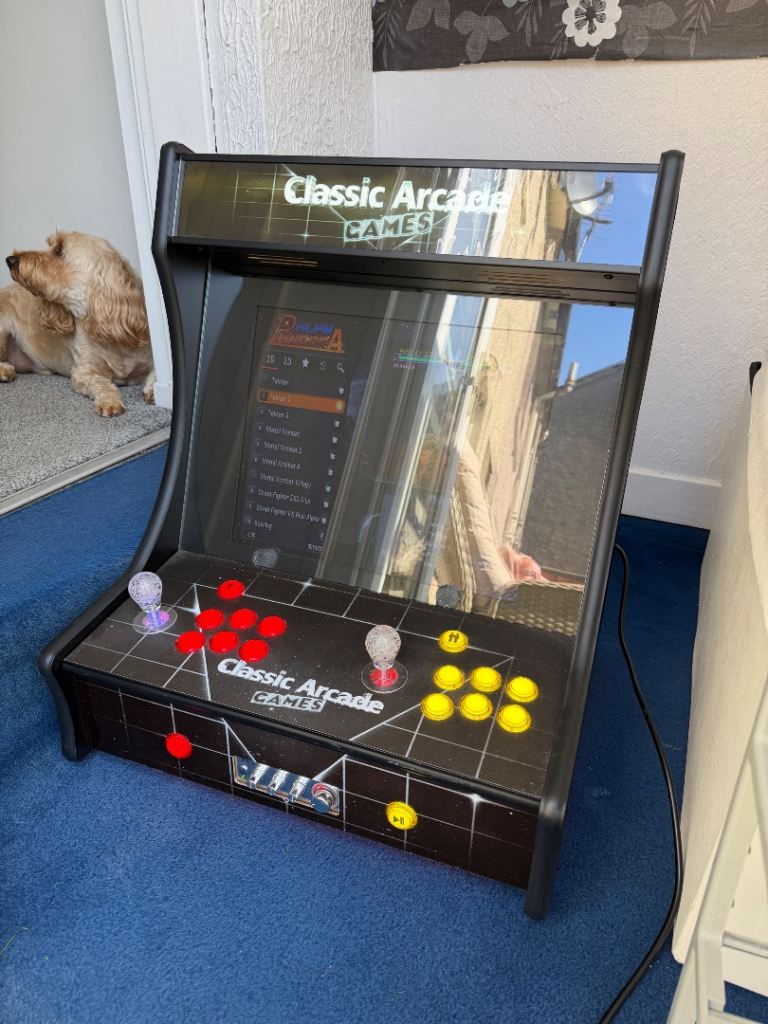 Retro table top arcade game