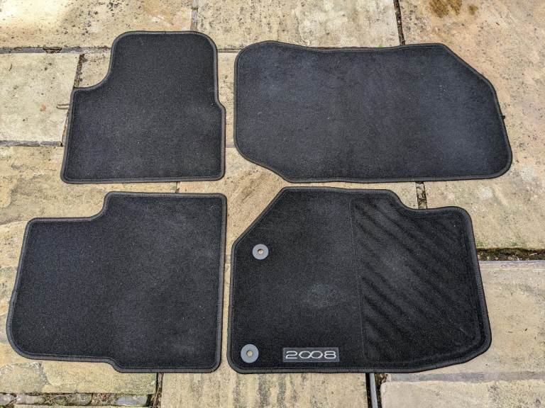 Peugeot 2008 - Carpets for model year 2021