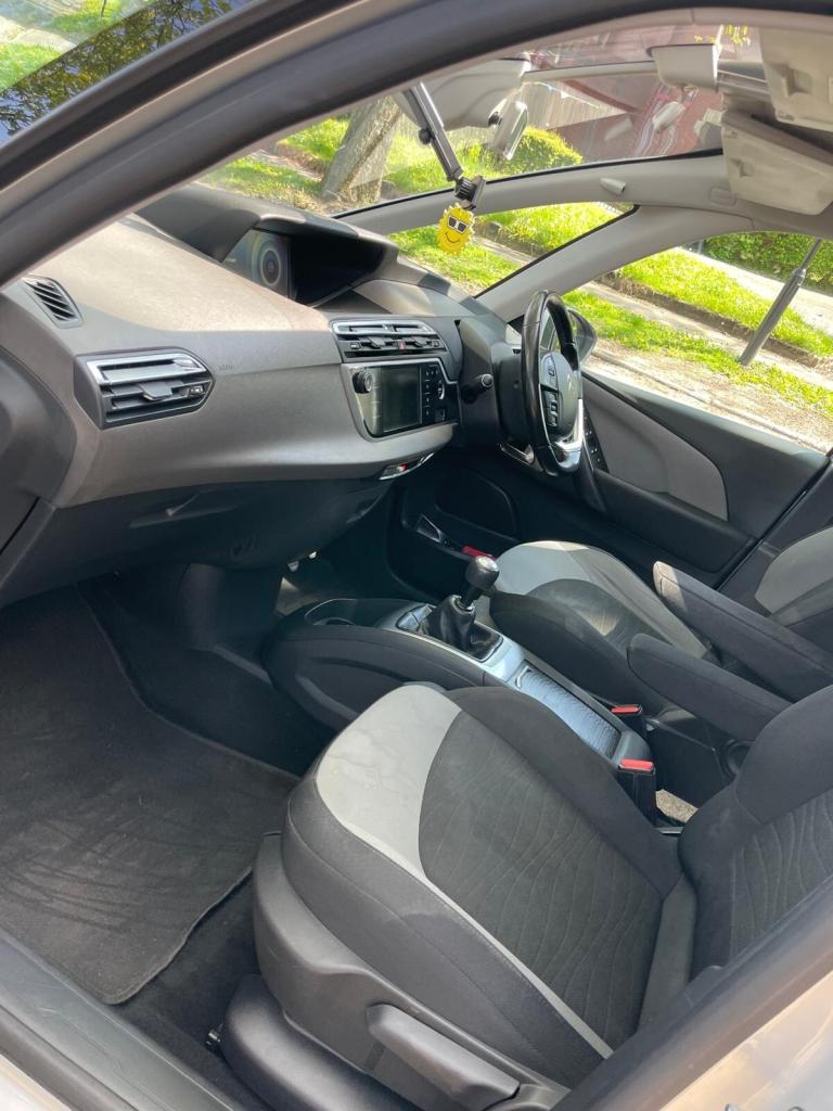 Low Milage road tax 20£