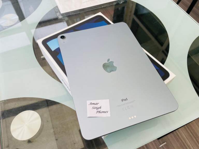 *Excellent* Ipad Air 4th Gen (C309)
