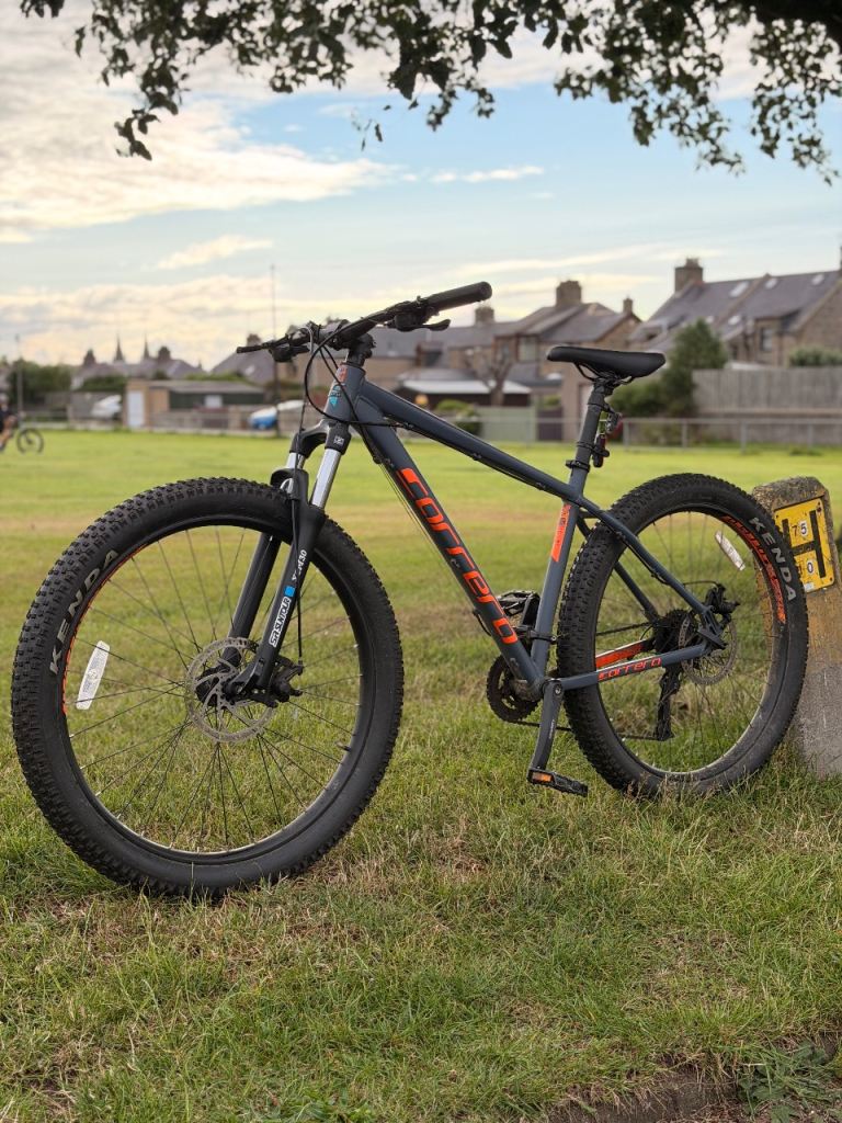 Carrera Vendetta Mountain Bike – Excellent Condition